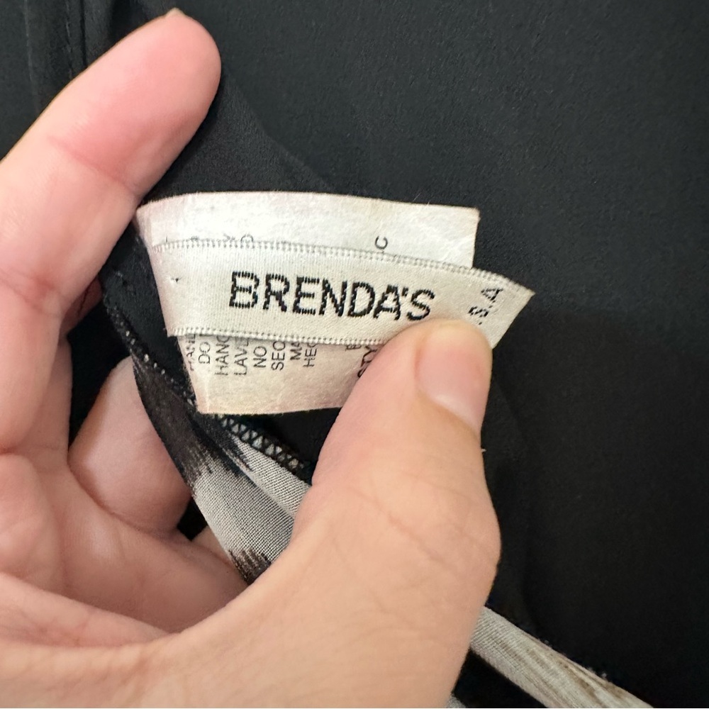BRENDA’S | Chic Black Top with Leopard Print Bow‎ - Picture 3 of 4